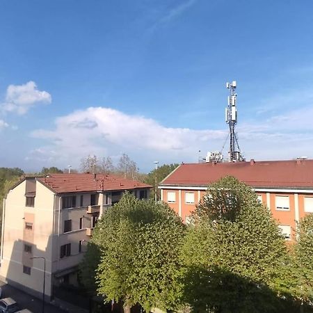 Sunhouse - Nuovo Accogliente Bilocale Apartment Milan Bagian luar foto